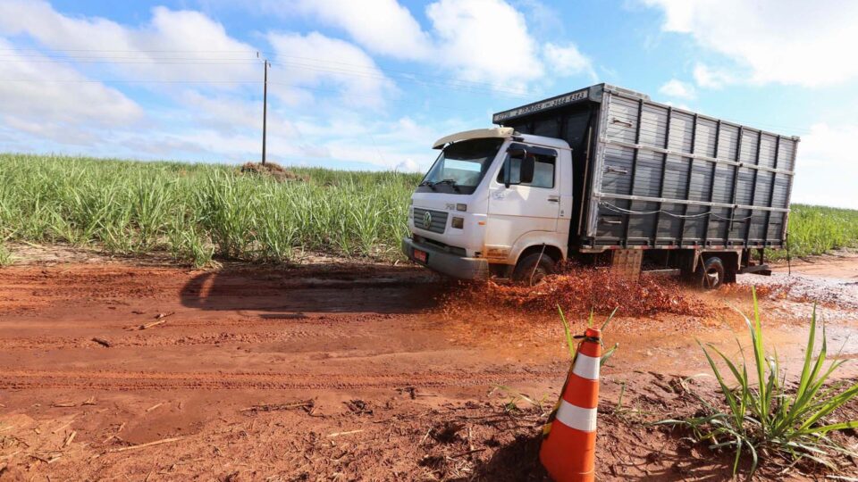 Pavimentação do último trecho da Estrada Boiadeira, entre Serra dos Dourados e Cruzeiro do Oeste, integra o pacote de investimentos federais.