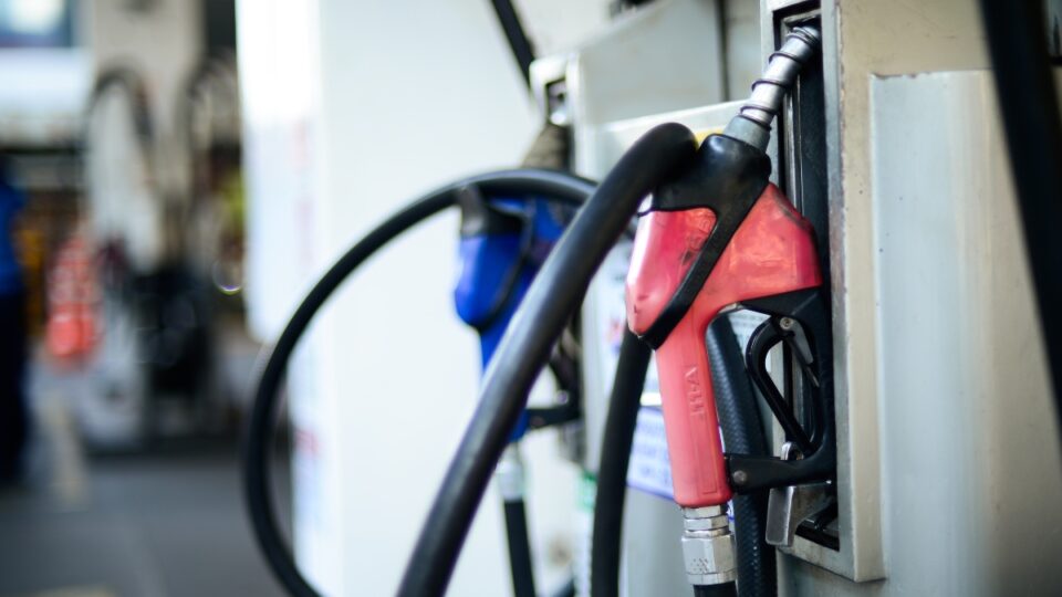 Petrobras reajusta preço do diesel em R$ 0,38 às distribuidoras
