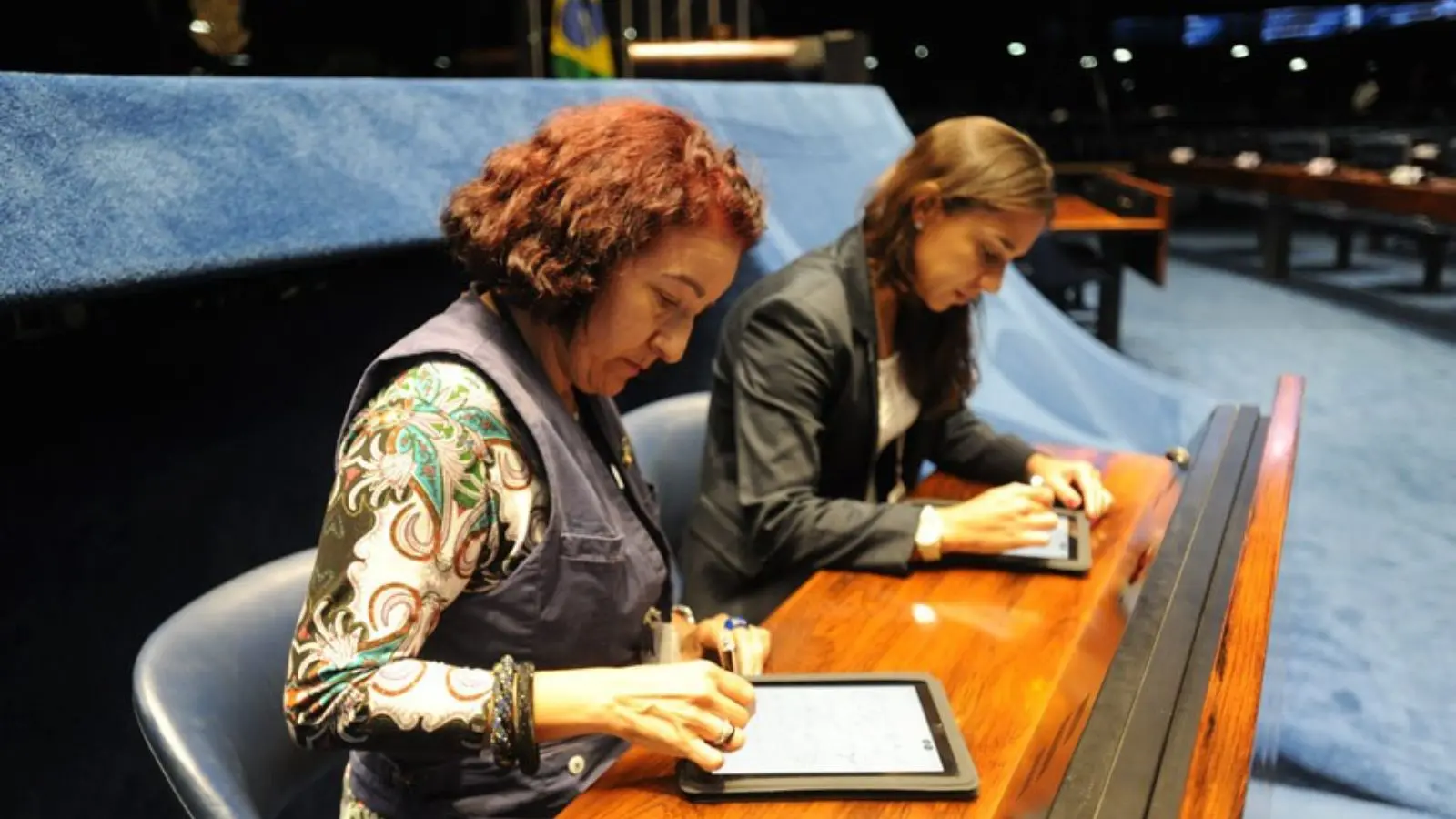 Taquígrafos seguem em ação em diversos órgãos públicos pelo país.