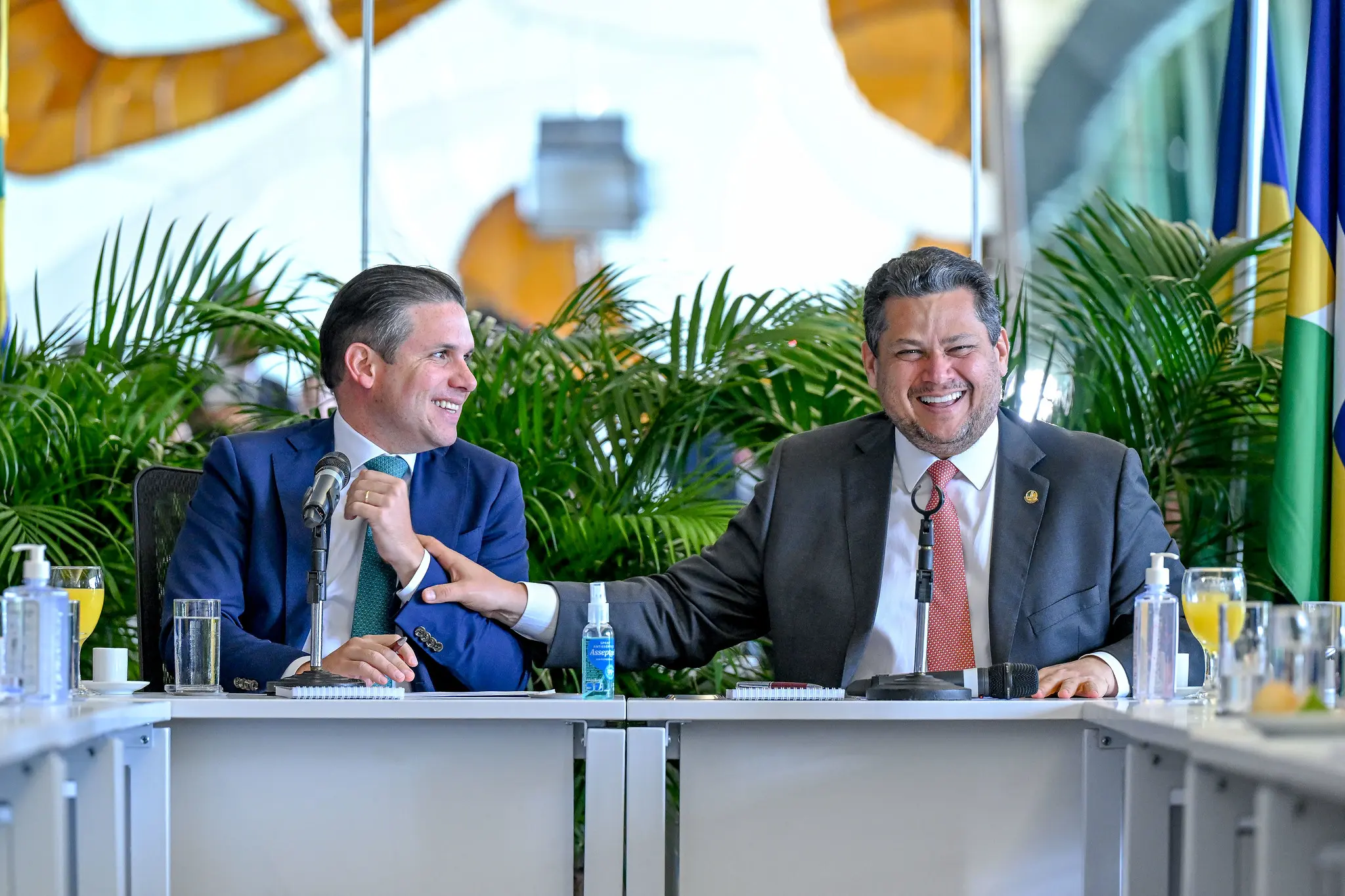 Hugo Motta Davi Alcolumbre Banco Master