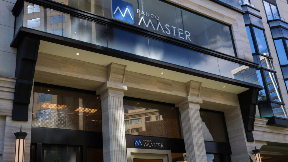 Por que o manual de ética do Banco Master virou alvo de polêmica?