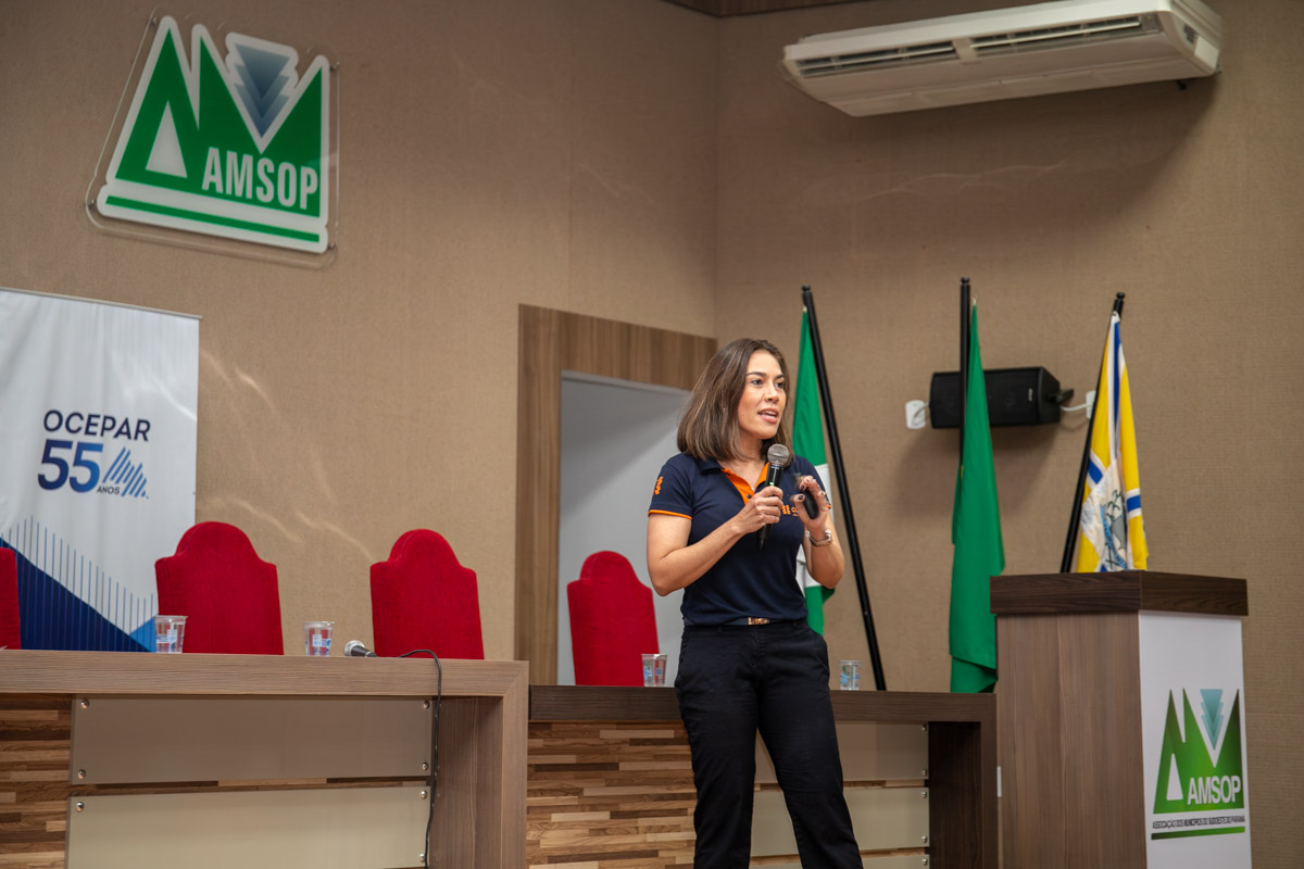 Karine Torres: 40% dos desligamentos registrados na rede elétrica são causados por vegetação próxima às linhas de distribuição Foto: Leonardo Tadra Pruner