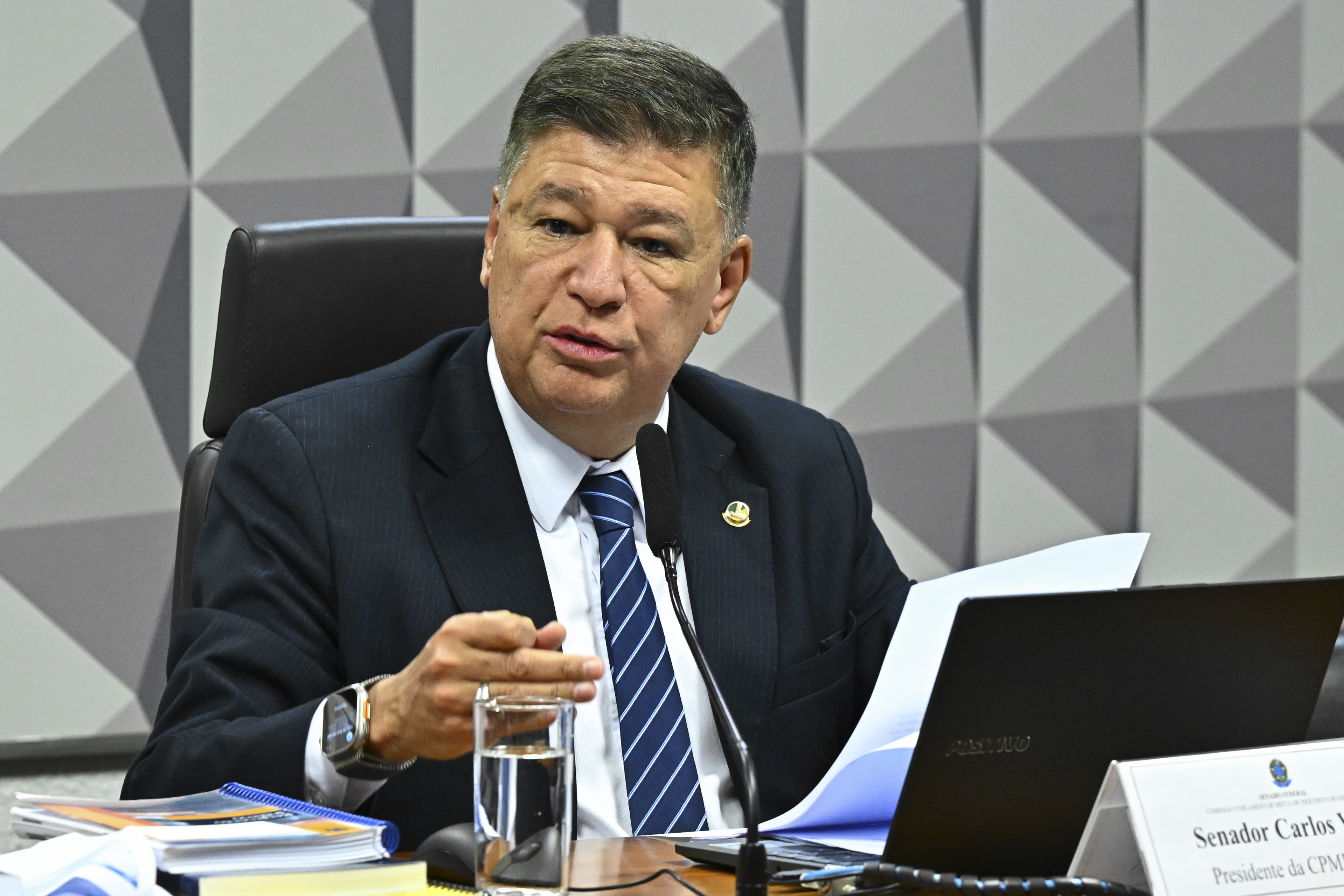 Viana elogia decisão de Mendonça sobre sala-cofre e critica parlamentares por vazamentos