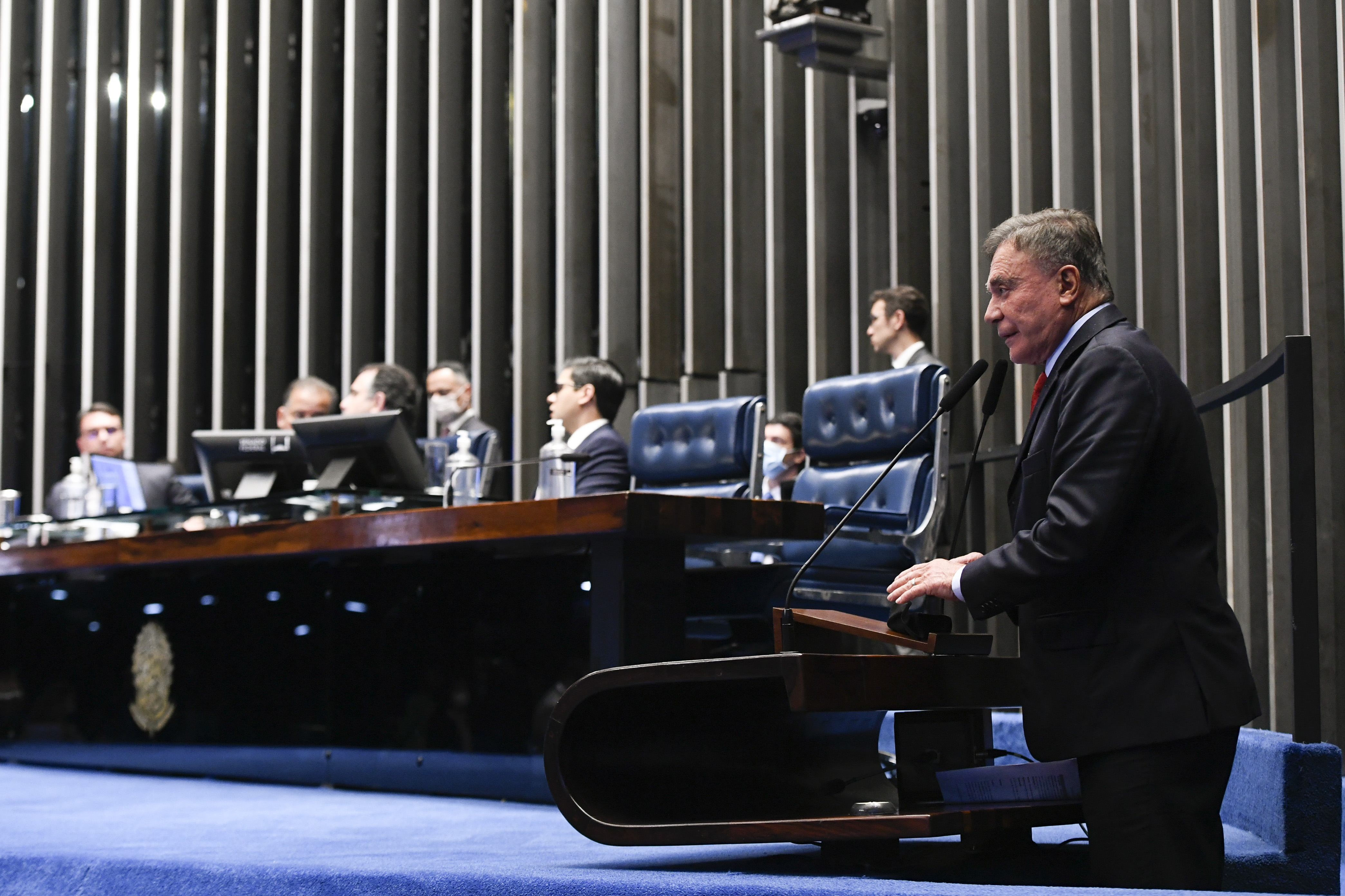 Ex-senador, Alvaro Dias passou a ser cotado pelo PL como alternativa para a disputa ao governo do Paraná.