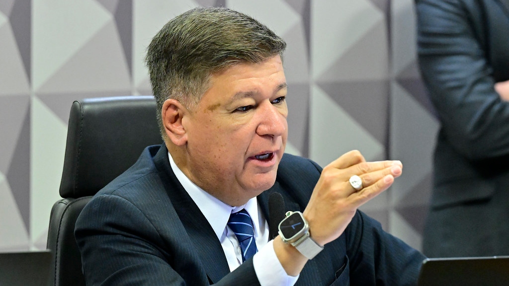 Servidores do INSS e Dataprev podem ter recebido R$ 1 bilhão desviados