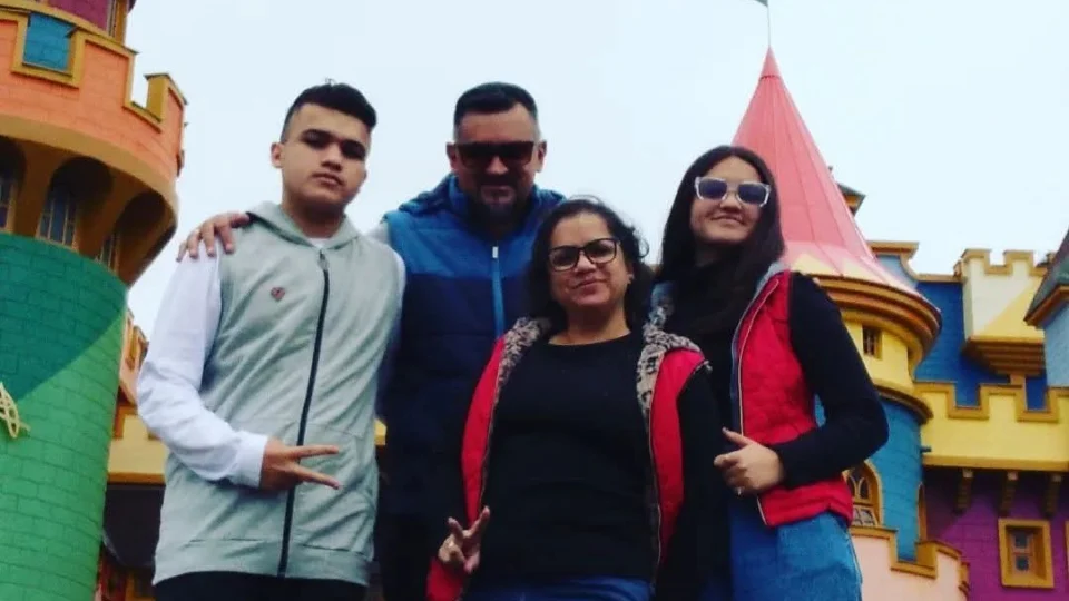 O caminhoneiro Joel Borges Corrêa tem 47 anos, é casado e pai de dois filhos de 19 e 20 anos.