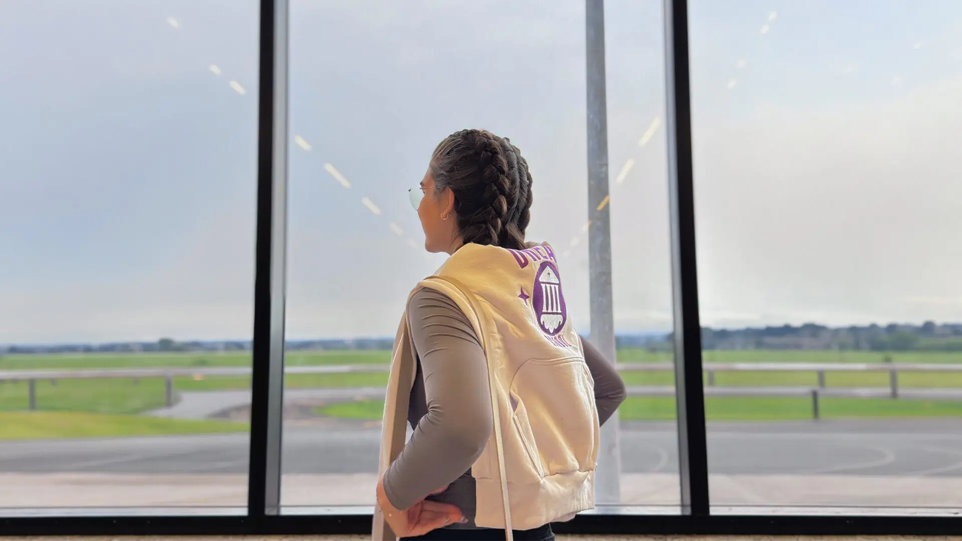 Intercâmbios, liderança e preparação estratégica marcaram a trajetória de Anna até a bolsa integral nos Estados Unidos.