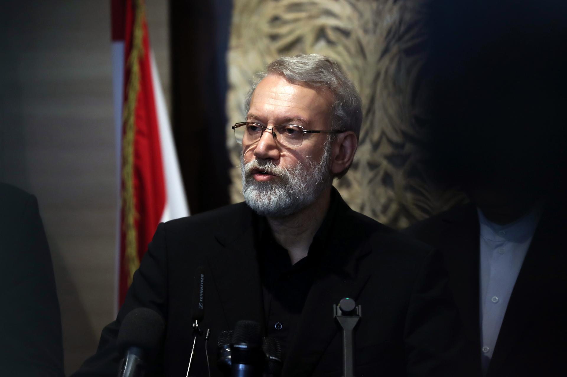 Ali Larijani foi morto em ataque de Israel contra o Irã.
