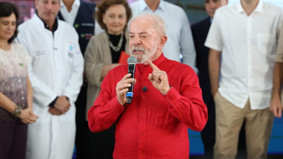 Quem barrou o assessor de Trump?