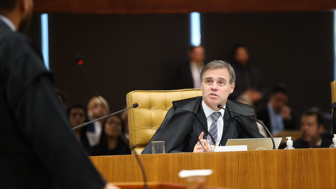 Advogado de Vorcaro se reúne com Mendonça em meio a expectativa de delação