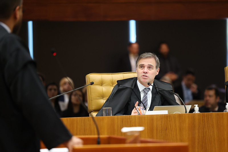 Advogado de Vorcaro se reúne com Mendonça em meio a expectativa de delação