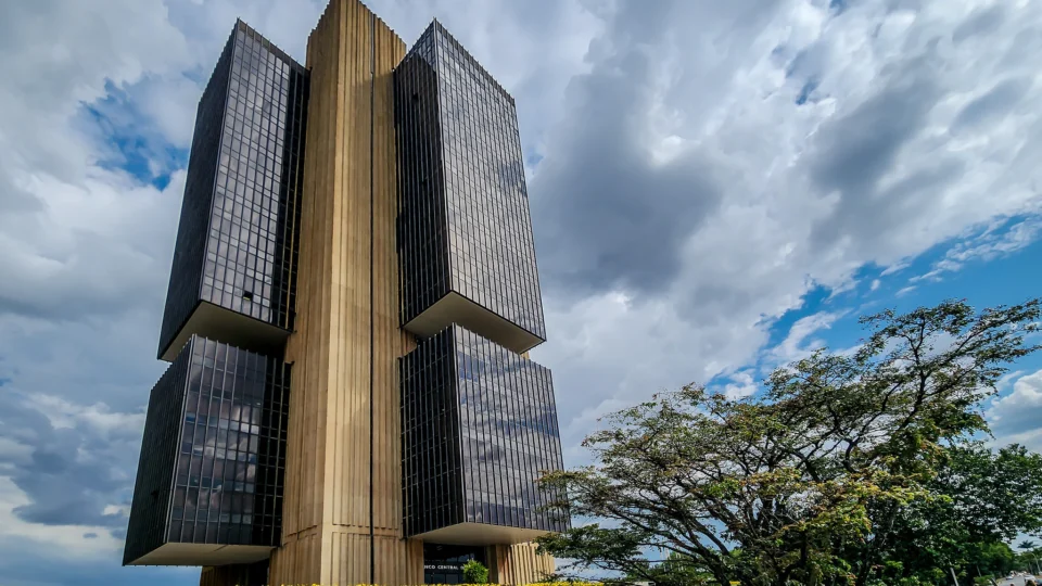 Banco Central do Brasil — Copom corta Selic para 14,75%