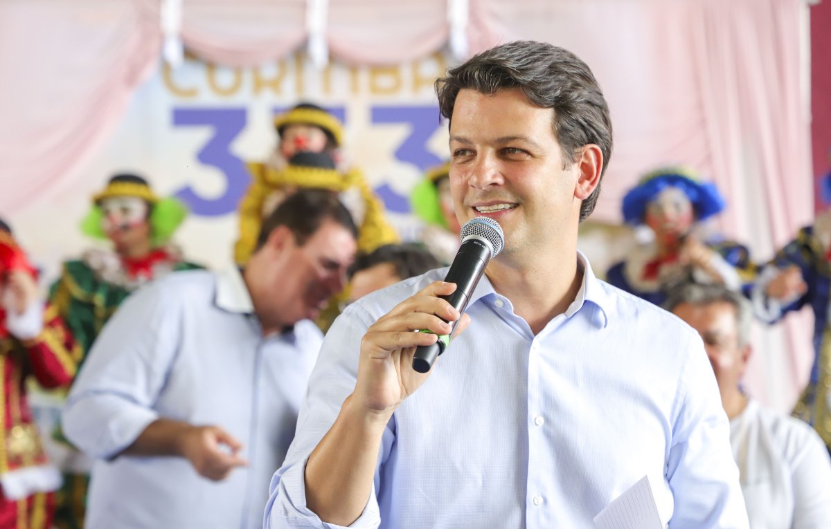 Eduardo Pimentel foi eleito prefeito de Curitiba em 2024.