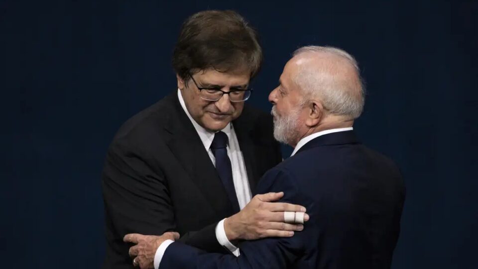 Oposição pede a Lula demissão de Gonet por omissão no caso Master