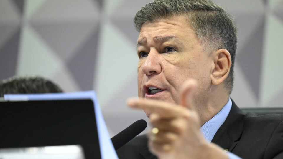 CPMI do INSS: Viana diz ter confirmado que número do STF trocou mensagens com Vorcaro