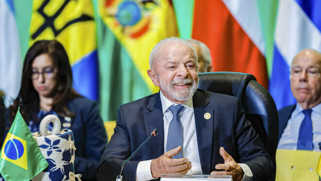 Sem mencionar Trump, Lula tenta emplacar discurso “anticolonialista” para defender Cuba