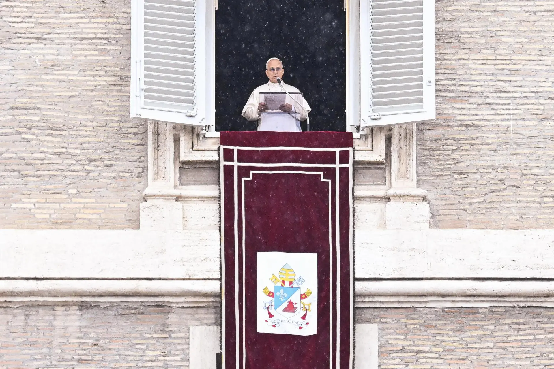 Papa Leão XIV condena guerras e chama conflitos de escândalo; Trump havia rejeitado pedido anterior de cessar-fogo.