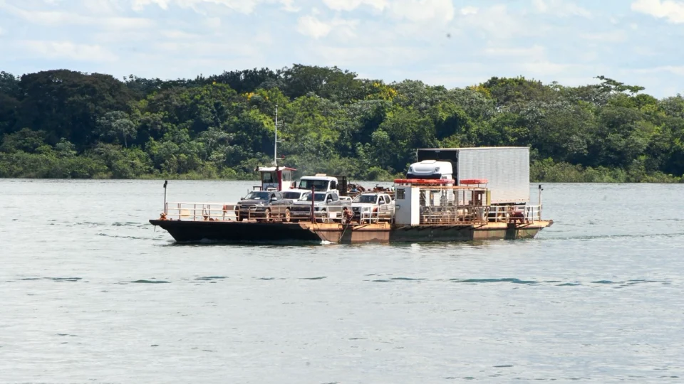 Escoamento da produção do MS depende de travessias pelas barragens de Primavera e Rosana ou de desvio de 100 km pela BR-376 para acessar o Paraná.