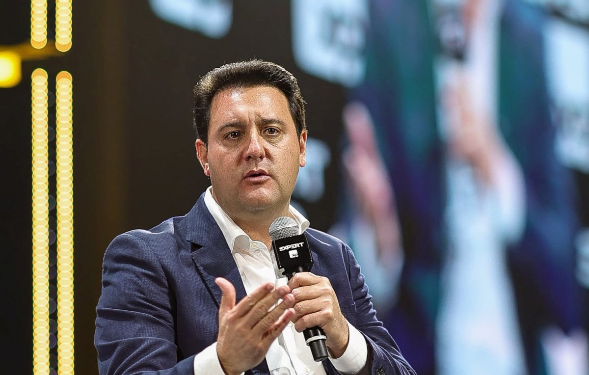 Ratinho Junior era o favorito no PSD para concorrer ao Palácio do Planalto.