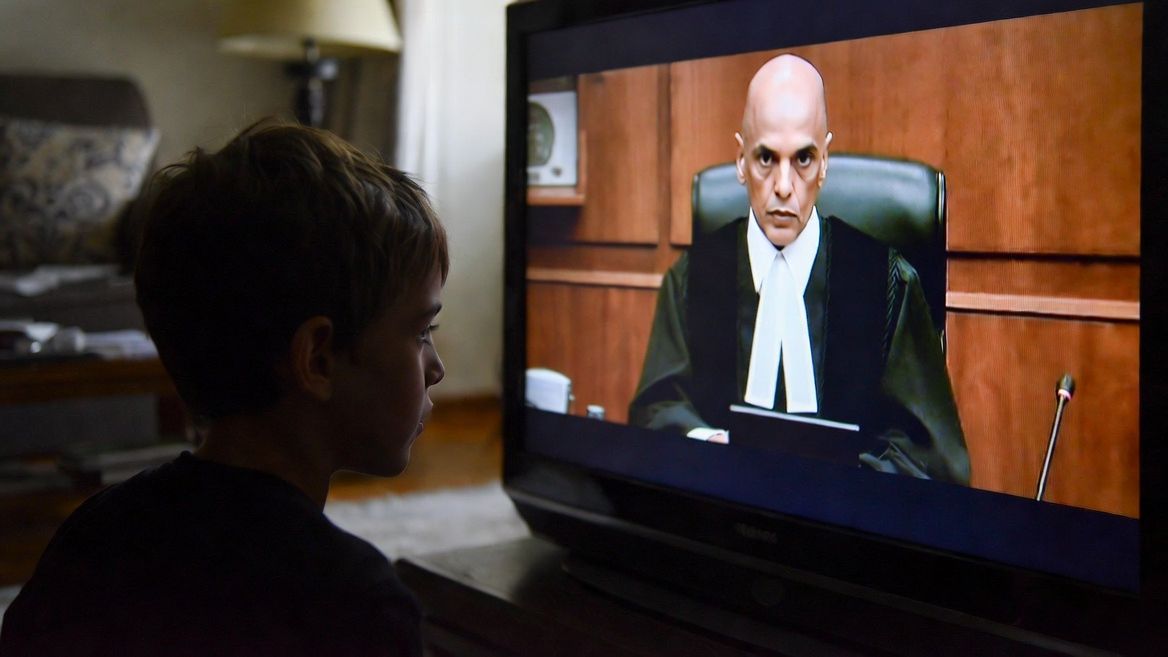 Até uma criança consegue entender o que há de errado em tanta coisa envolvendo o Banco Master e Daniel Vorcaro.