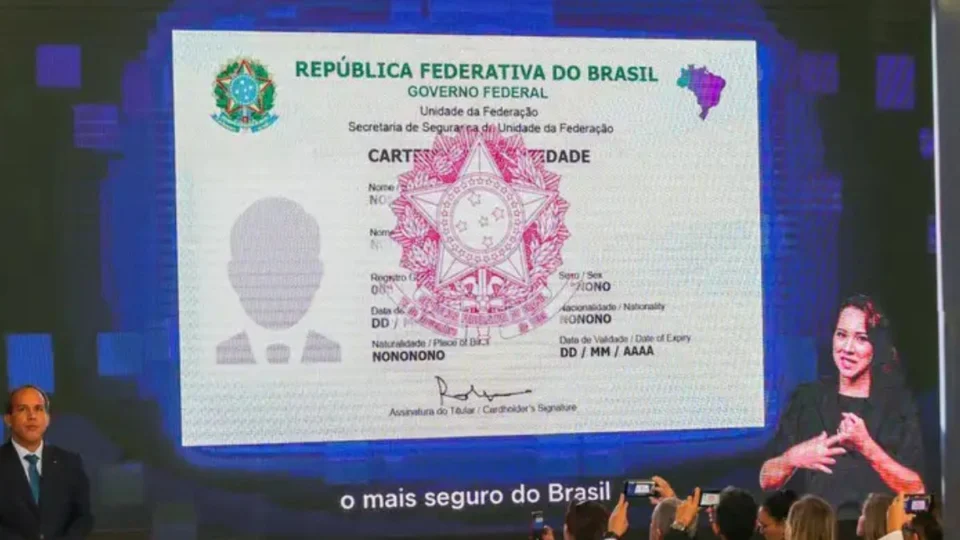 Nova Carteira de Identidade Nacional (CIN).