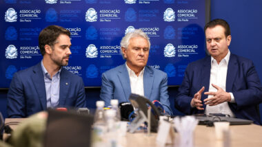 Após governador paranaense desistir de concorrer ao Planalto, Kassab fica com duas opções na mesa.