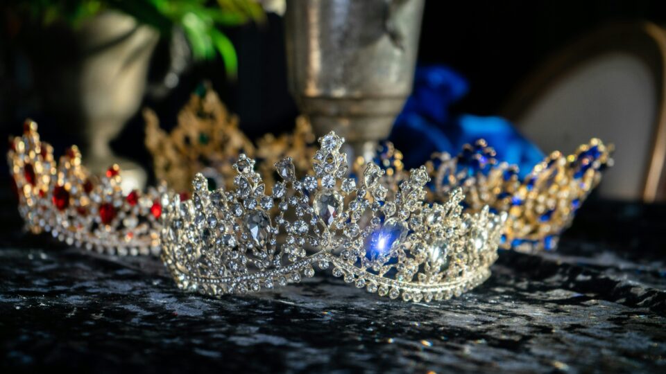 TJ-SC condena prefeitura a indenizar trans que perdeu concurso de beleza