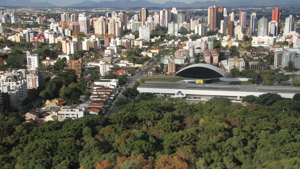 Justiça do Paraná libera registro de imóveis sem exigência de impostos de donos anteriores