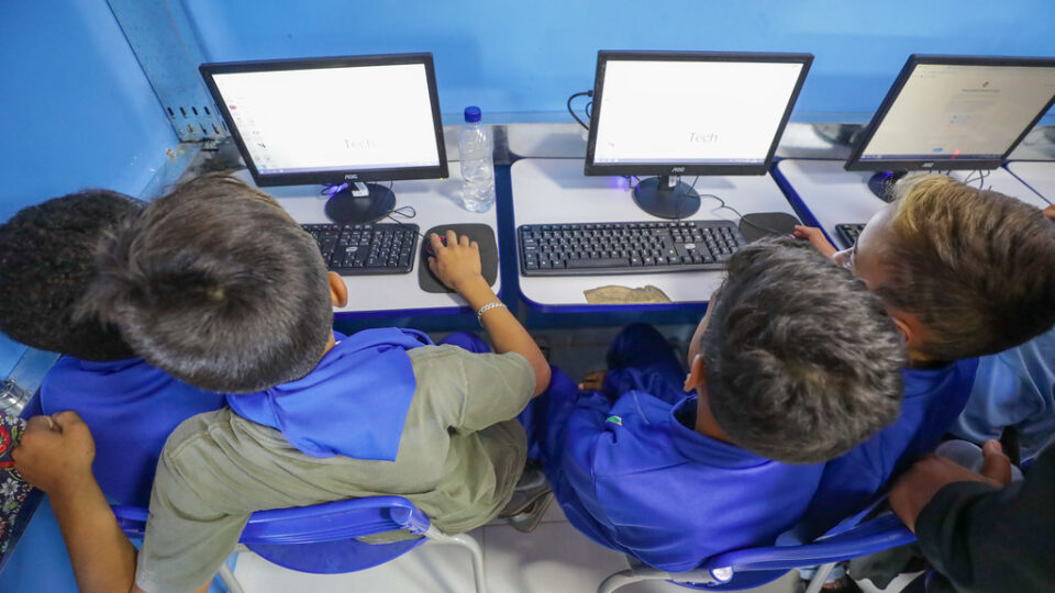 Como a Lei Felca vai mudar o uso da internet no Brasil?