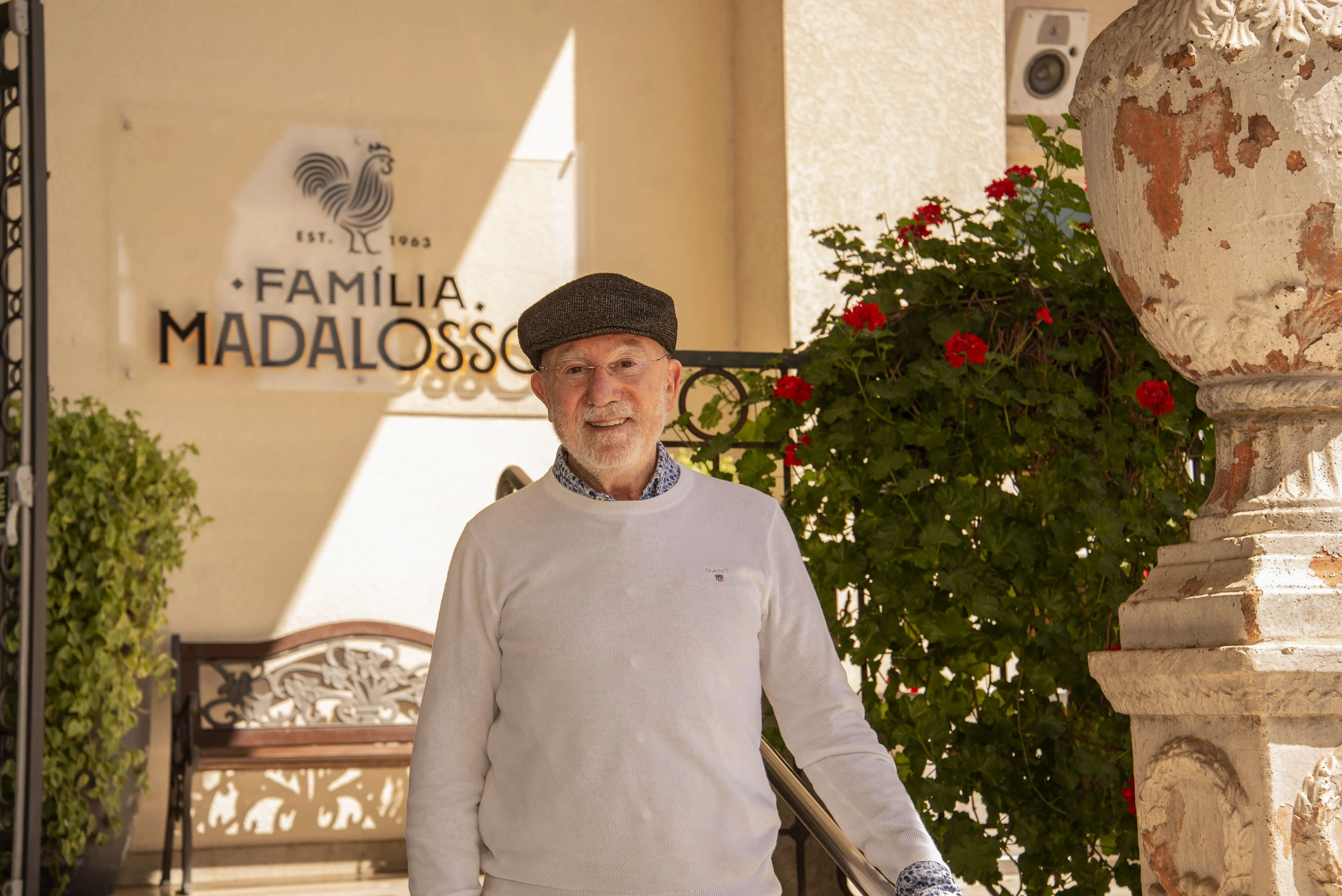 Carlos Roberto Madalosso, um dos responsáveis por transformar um pequeno restaurante familiar em um dos maiores símbolos da boa comida e da tradição italiana em Santa Felicidade, acompanhando de perto o crescimento de Curitiba ao longo das décadas.