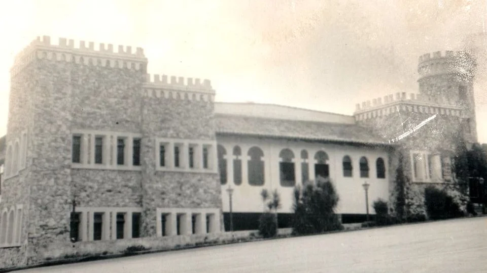 Registro histórico do Restaurante Família Madalosso, em Santa Felicidade, retrata a consolidação do espaço que acompanhou o crescimento de Curitiba e ajudou a transformar o bairro em referência de boa comida e tradição italiana.