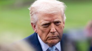 Presidente dos EUA, Donald Trump, pressiona o Irã a abrir o estreito de Ormuz Imagem referente a matéria