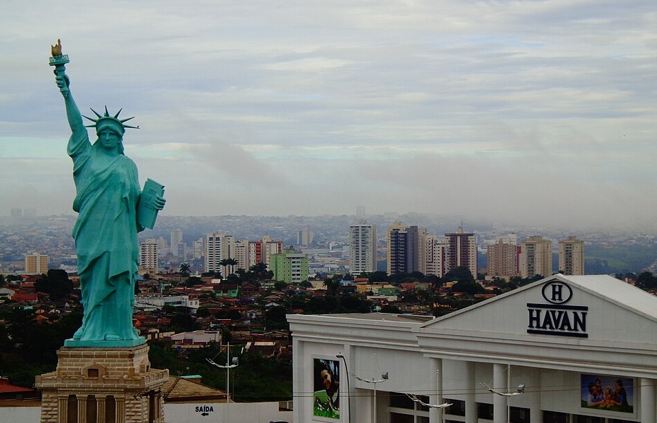 Polícia faz ação contra suspeitos de dar golpes com o nome Havan