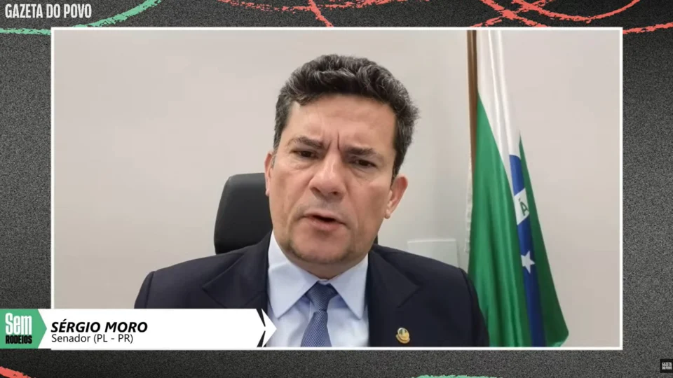 Em entrevista à Gazeta do Povo, Moro falou do ocorrido e criticou
pedido de Lindbergh.