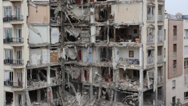 Teerã, capital do Irã, vem sendo atingida por mísseis. Imagem referente a matéria