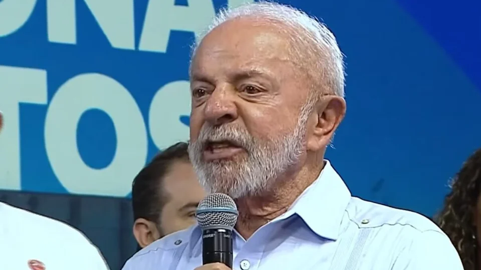 Lula chega a 6 meses antes da eleição com taxa de rejeição histórica