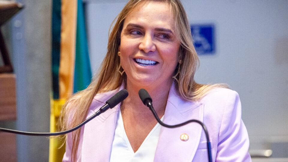 Celina Leão assume governo do DF após renúncia de Ibaneis para disputar o Senado