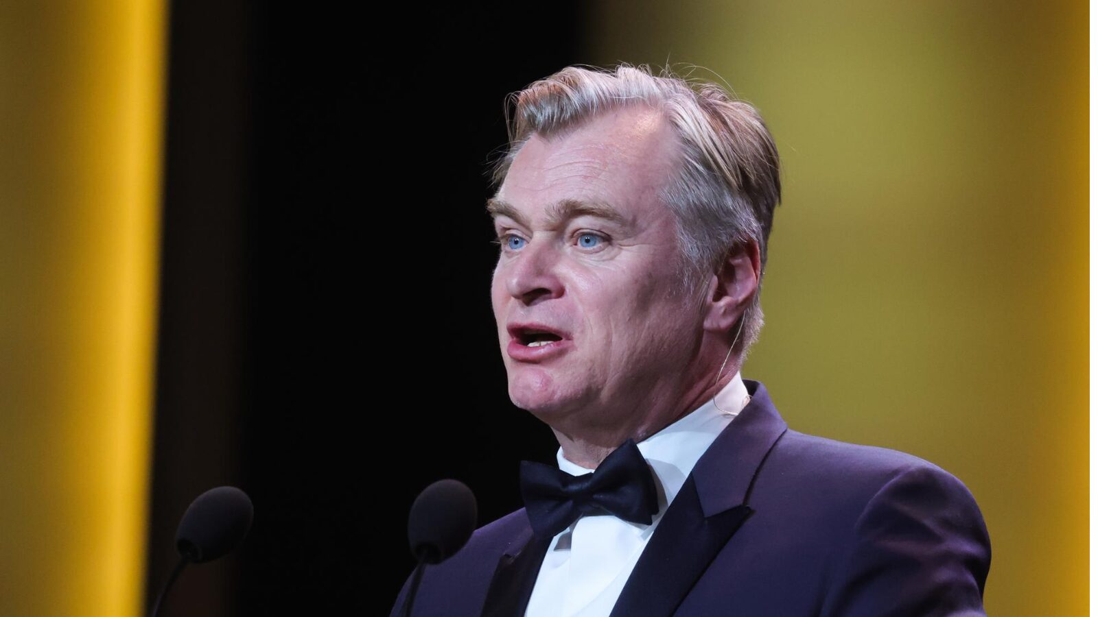 Christopher Nolan, fotografado durante a premiação do Cesar, em  Paris, em 2024.