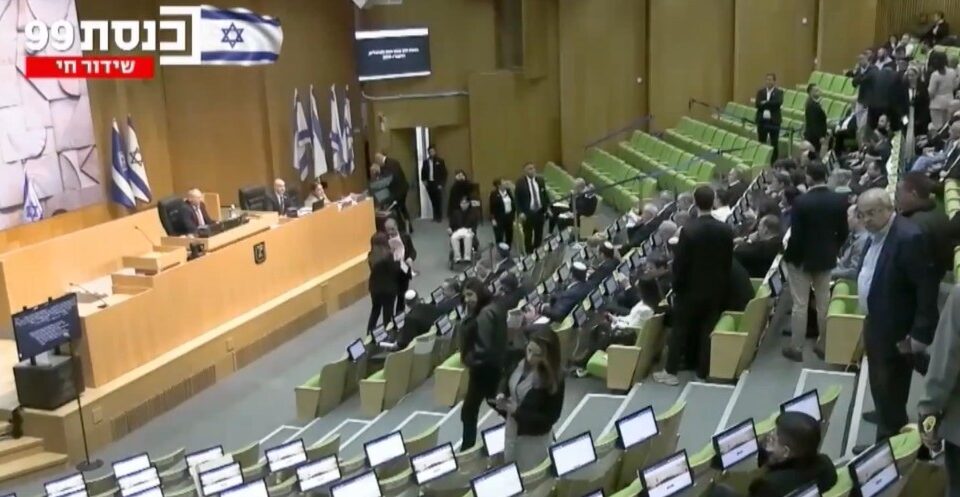 Israel aprova pena de morte para terroristas palestinos condenados por ataques letais