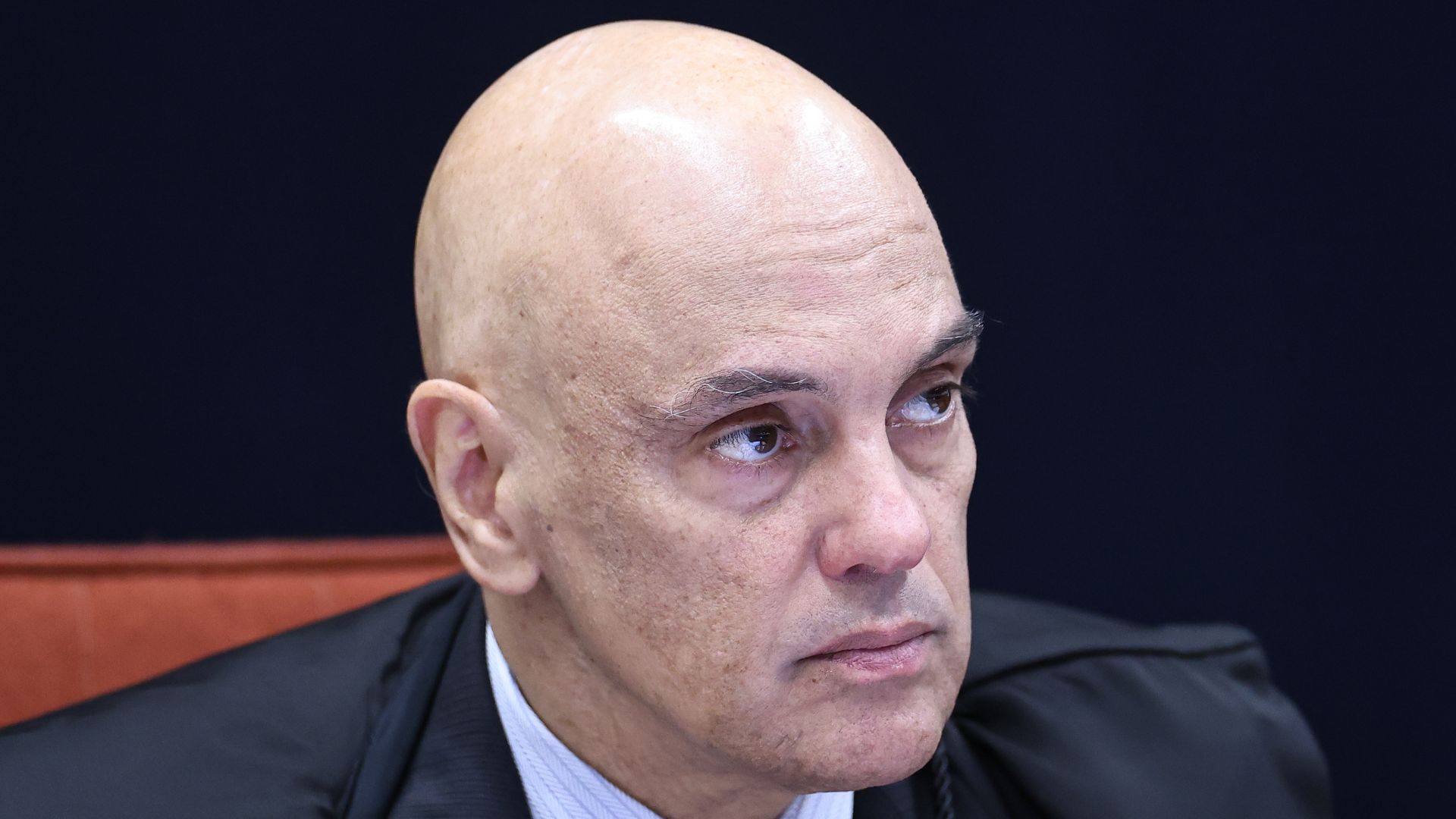 …por que Alexandre de Moraes não tem vergonha na cara.