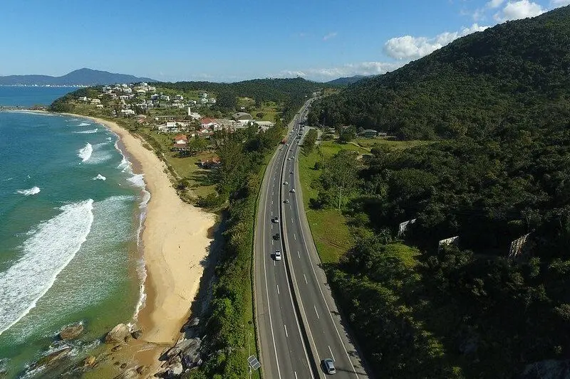 Via Mar deve encurtar o percurso no Litoral Norte e aliviar gargalos na BR-101.