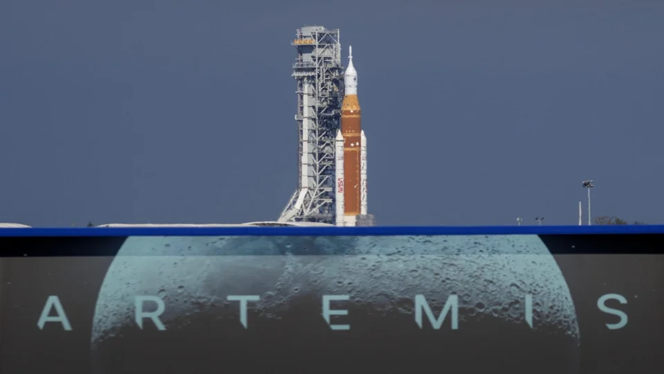 lua missao artemis II