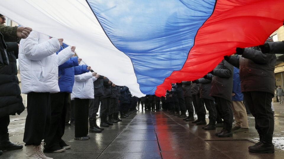 Queda de avião militar russo na Crimeia deixa 30 mortos