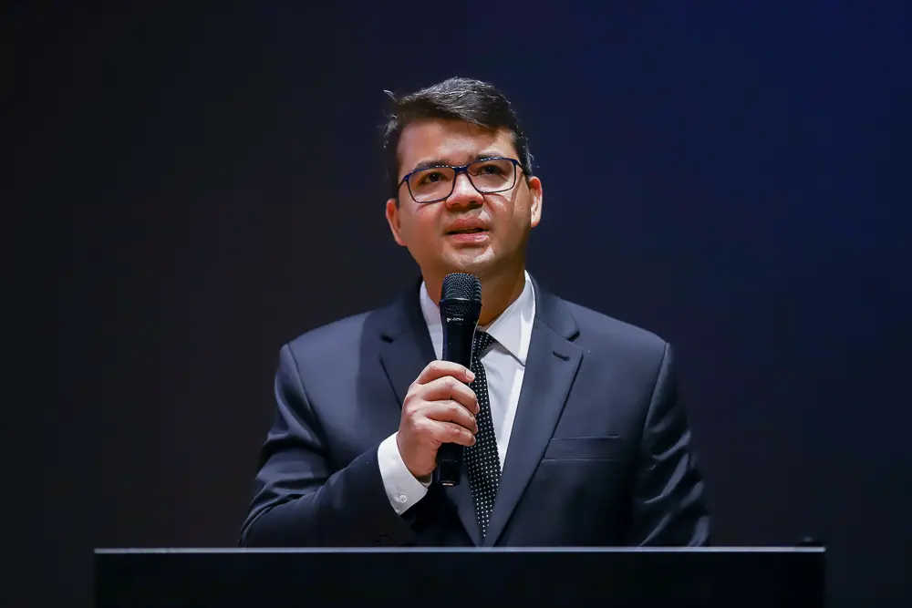 Chico Lucas cita EUA e argumenta que é mais fácil trabalhar com o FBI do que com a CIA.