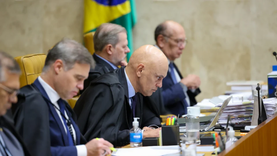 Investigação incluída no inquérito das fake news gerou tensão entre Supremo e Receita.
