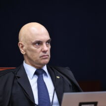 Ministro considerou que restrição de 100 metros ainda permitiria fotos em alta resolução.