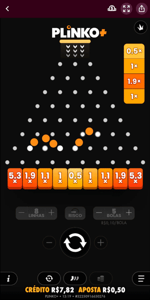 Rodada de Plinko em andamento onde bolas caem no tabuleiro, se aproximando dos slots na base