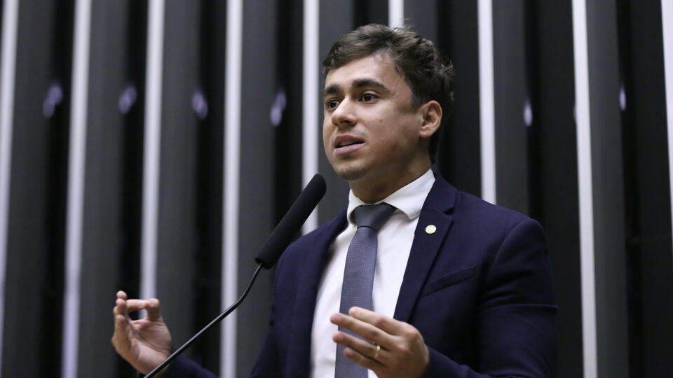 Nikolas cobra Alcolumbre por análise de veto à dosimetria: País “não vai tolerar covarde”