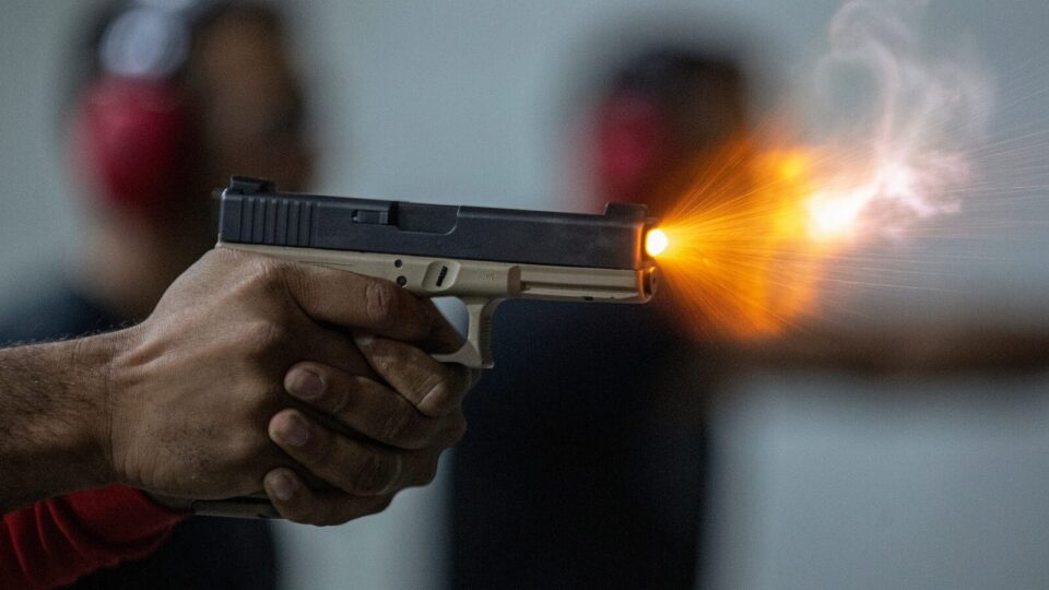 A cidadania armada, o direito natural e a República que nos foi negada