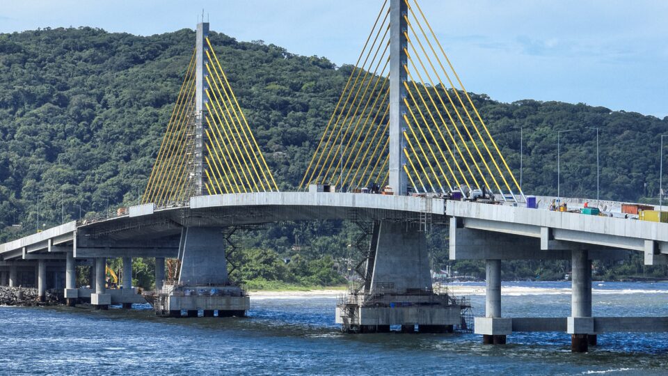 Governador Ratinho Junior anuncia data de inauguração da ponte de Guaratuba